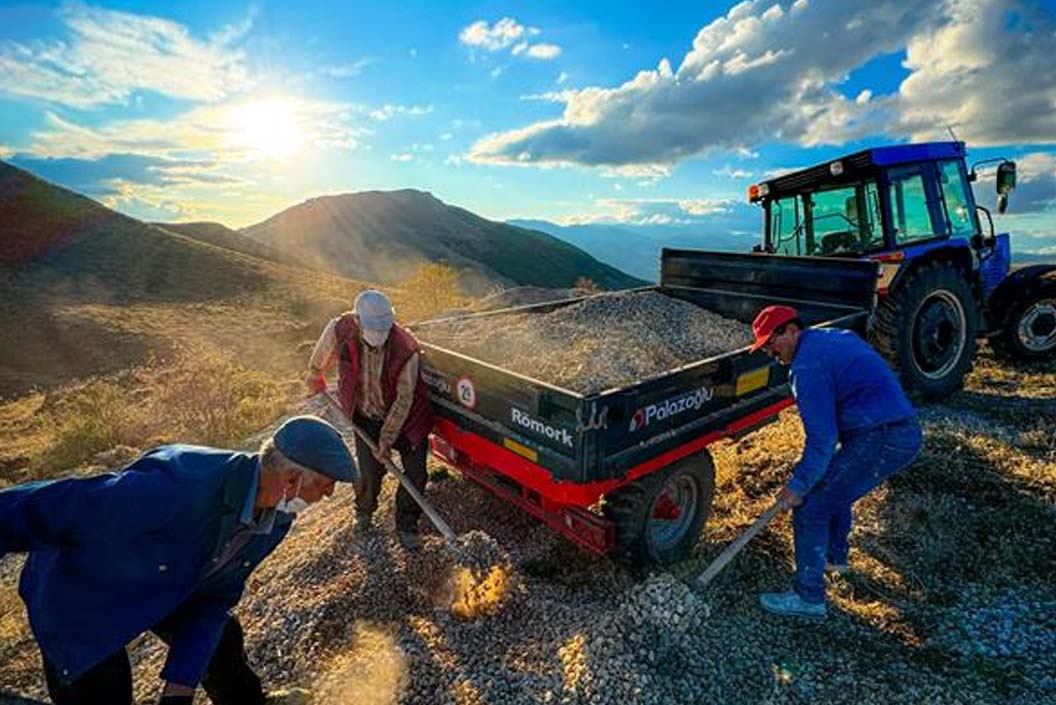 Tractor Trolley Construction
